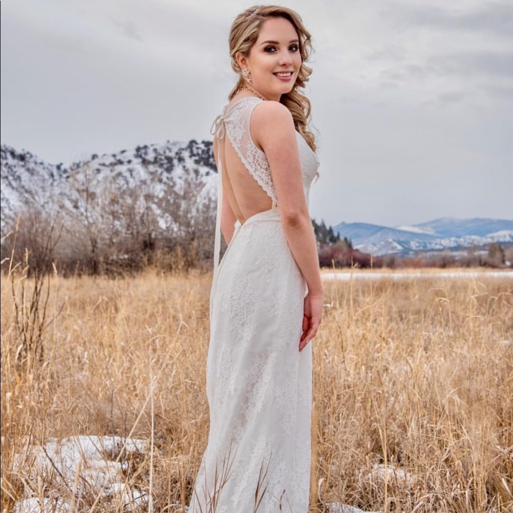 Wedding dress